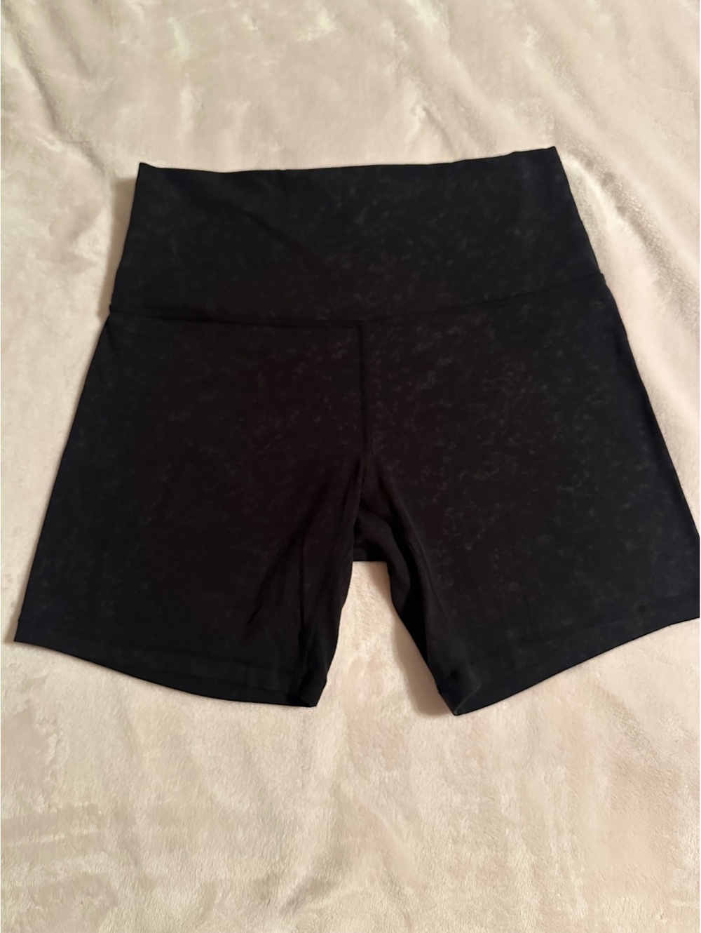 Lululemon Hotty Hot High-Rise Lined Short 2.5"  Black Size 8